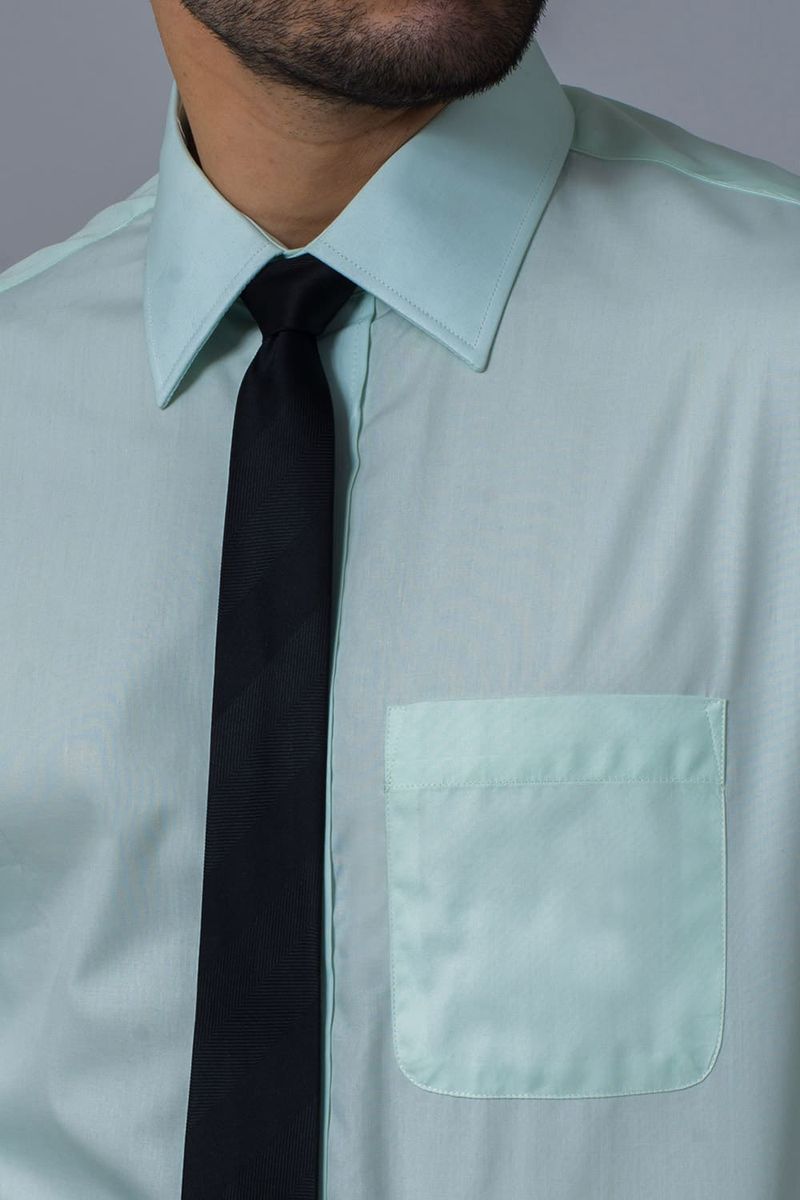 camisa social masculina verde claro