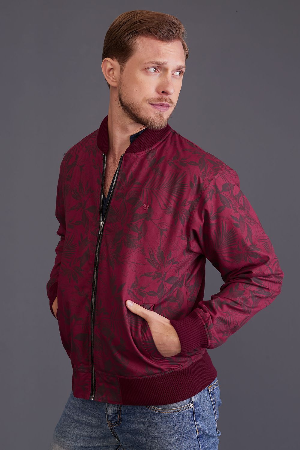 Jaqueta Bomber Estampada Vinho