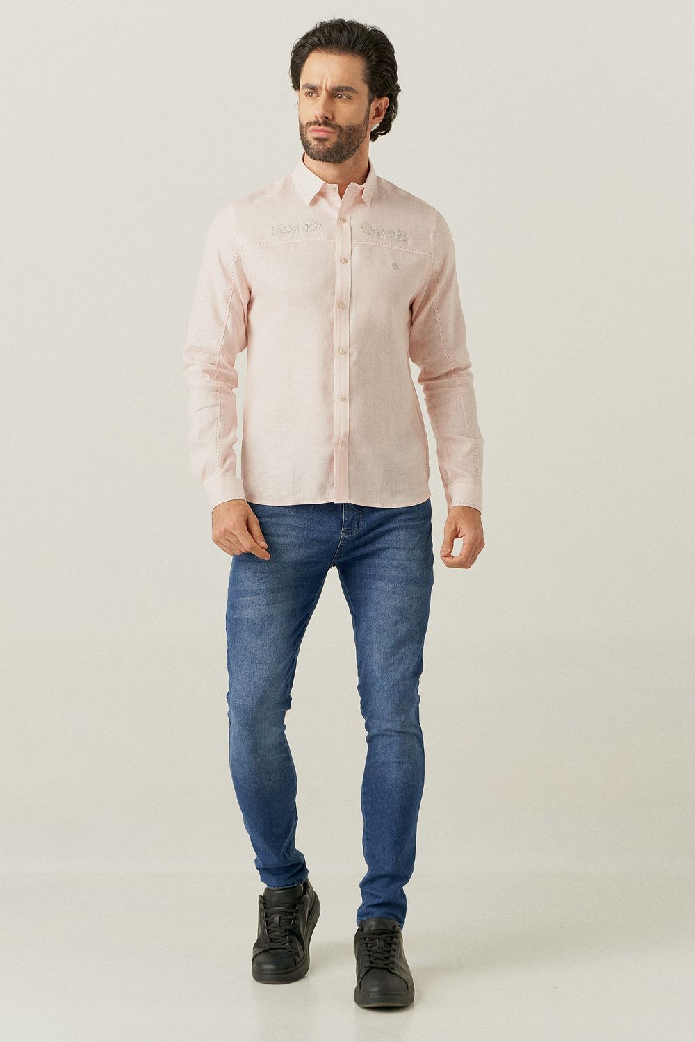 Camisa Slim Puro Linho Bordado ML Rosa