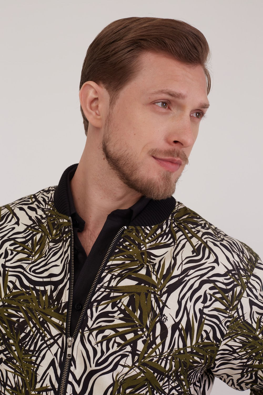 Jaqueta Bomber Estampada Verde Escuro