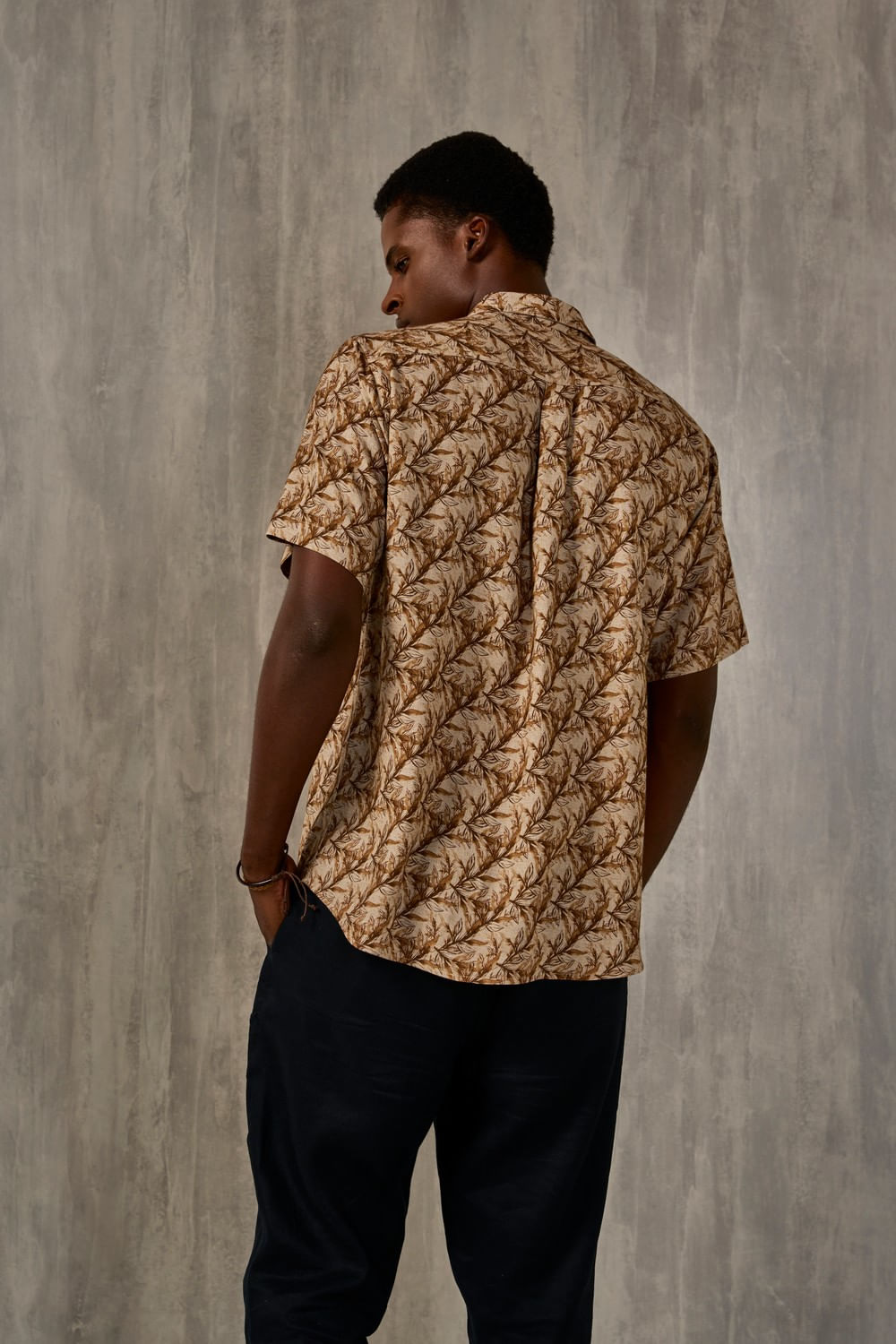 Camisa Estampada Linho c/ Modal MC Marrom