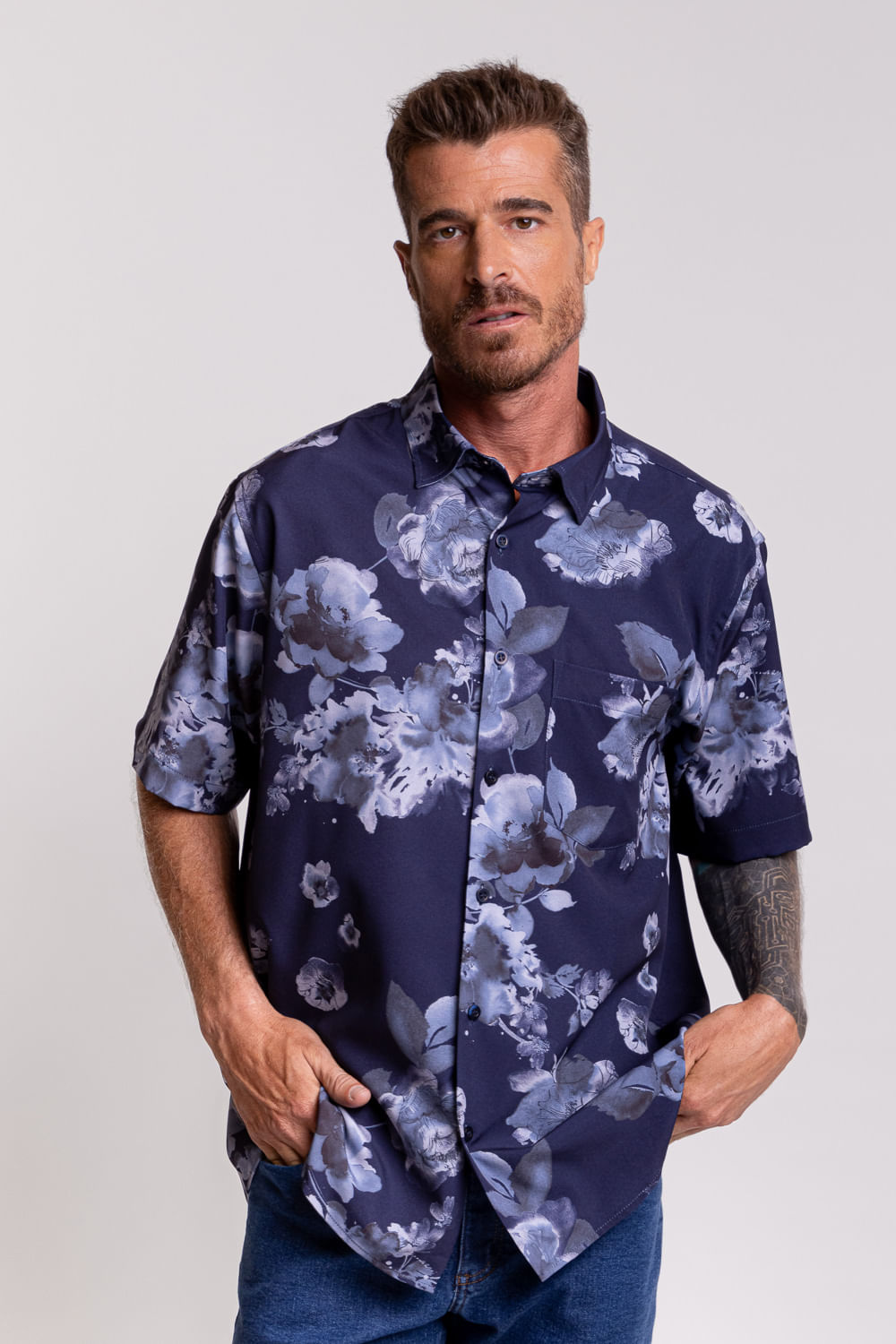 Camisa Estampada Microfibra com Elastano MC Azul Escuro