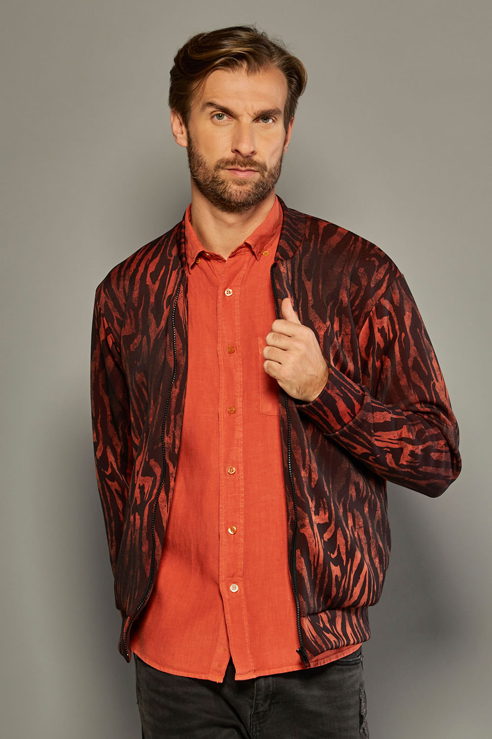 Jaqueta Bomber em Neoprene Marrom