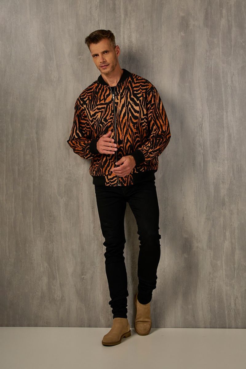 Jaqueta-Bomber-Estampada-FERRUGEM-034-10568-02