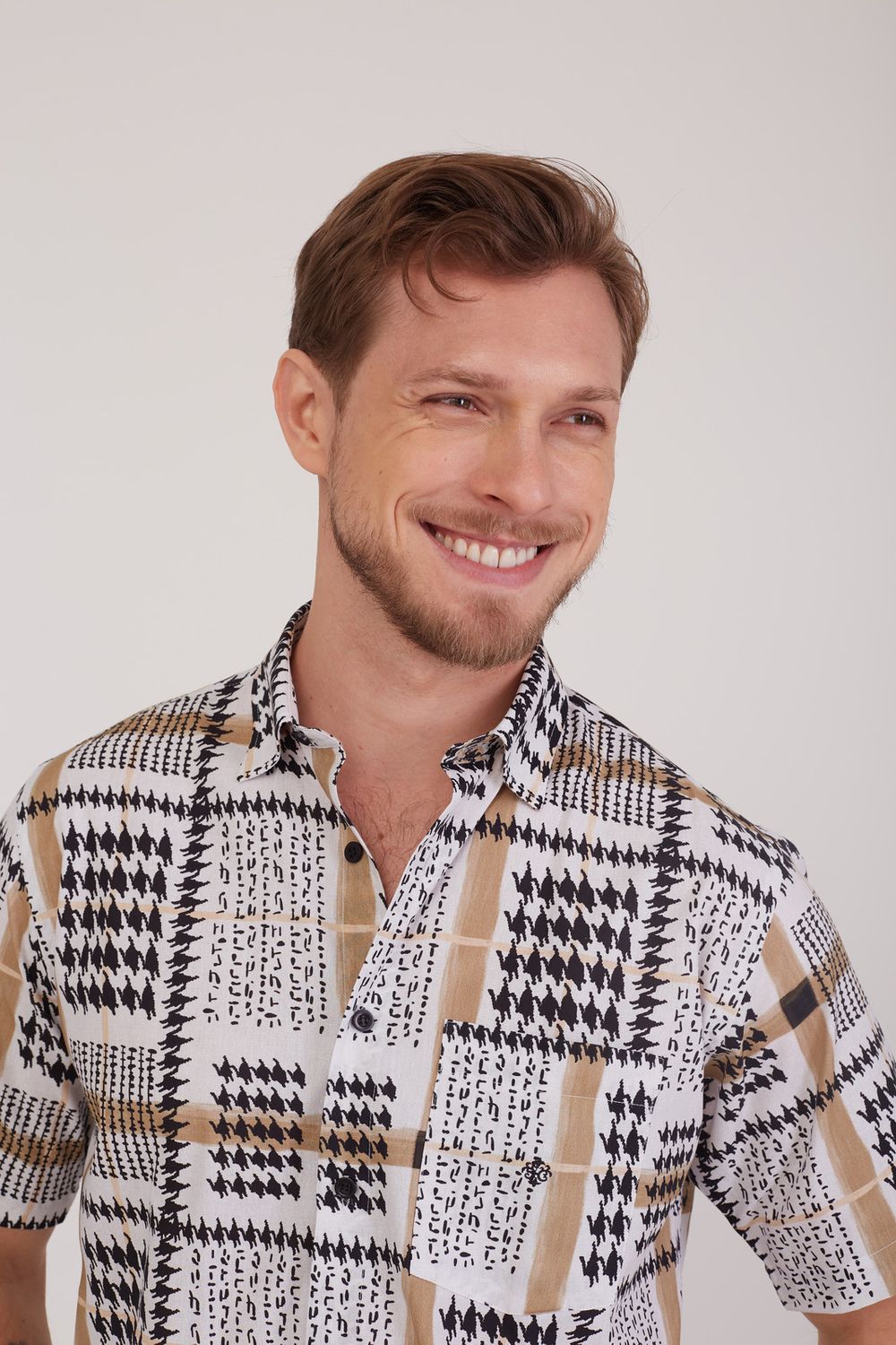 Camisa Slim Estampada Algodão c/ Viscose MC Bege