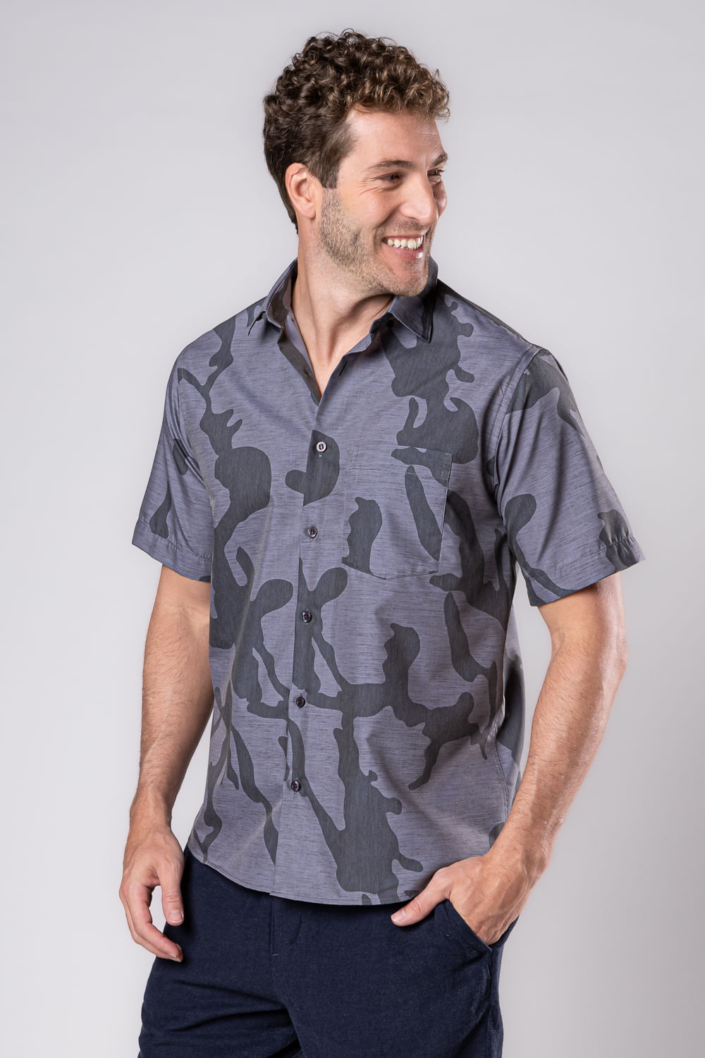 Camisa Estampada Microfibra com Viscose MC Cinza
