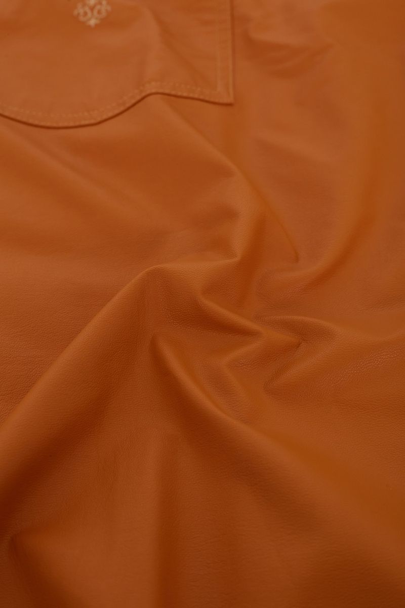 Camisa-em-Poliuretano-PU-MOSTARDA-014-09745-03