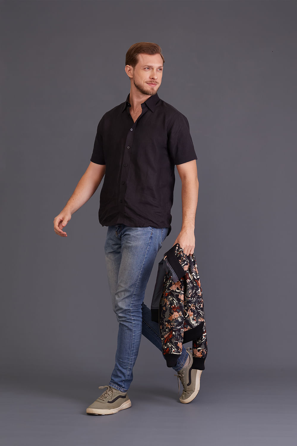 Camisa Slim Puro Linho MC Preto