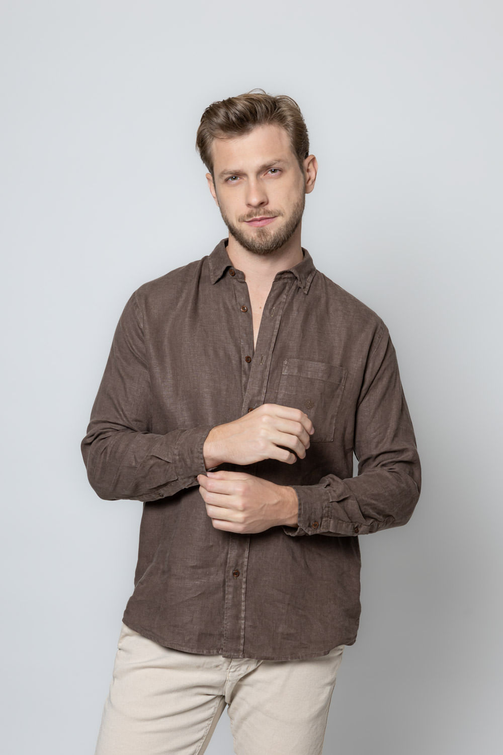 Camisa em Puro Linho Tinturado ML Marrom
