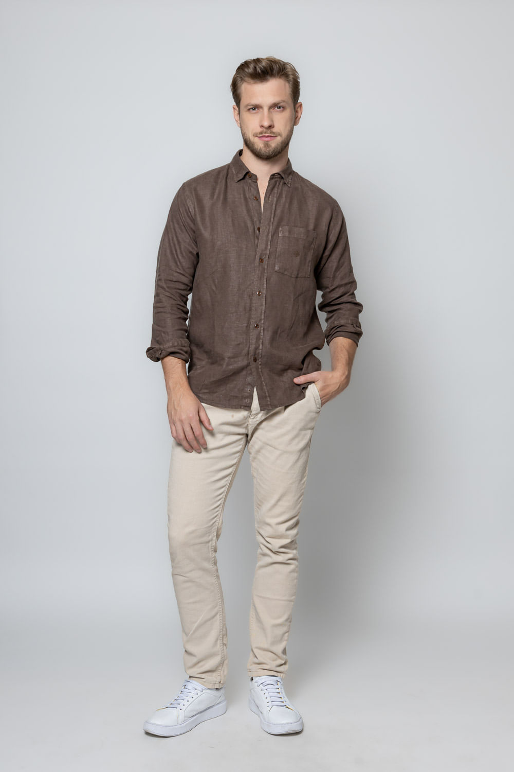 Camisa em Puro Linho Tinturado ML Marrom