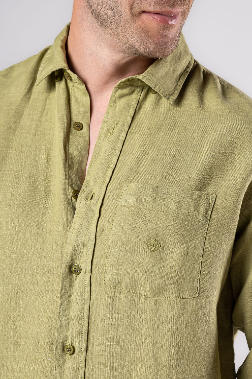 Camisa em Puro Linho Tinturado ML Verde